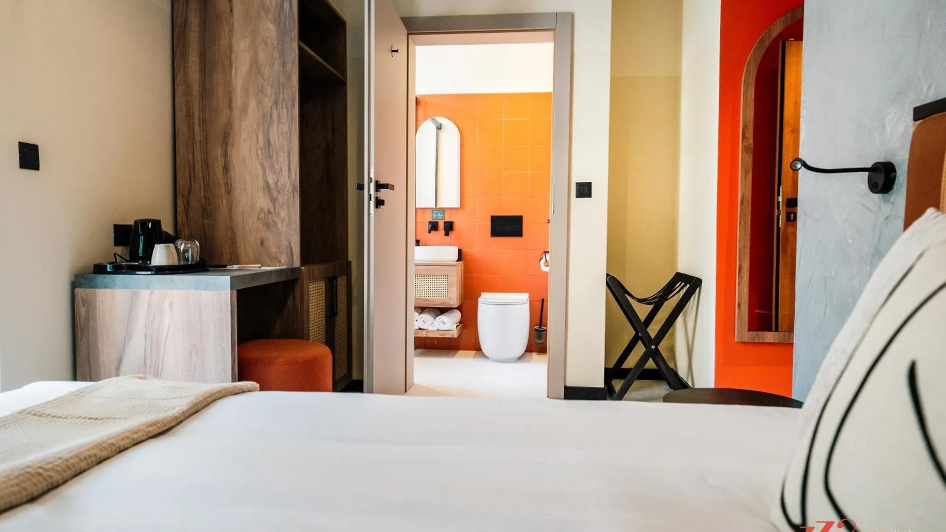 Stuart Rooms By Zzzing Gzira 0*,  Malta